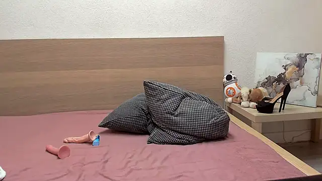 Snapshot of ZoeKhalifa chatting on October 2025 03:53:01 PM ZoeKhalifa online show from October 2025 03:53:01 PM