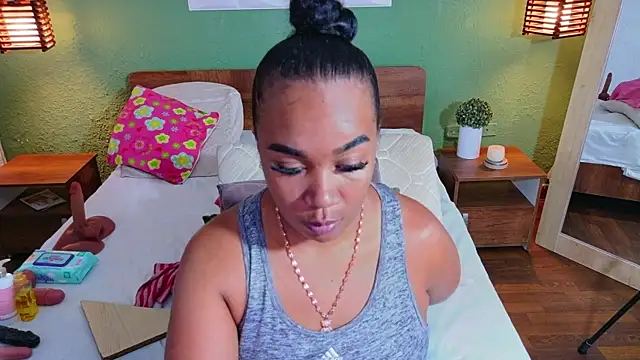 dannaahbrown online show from June 2026 06:43:01 PM