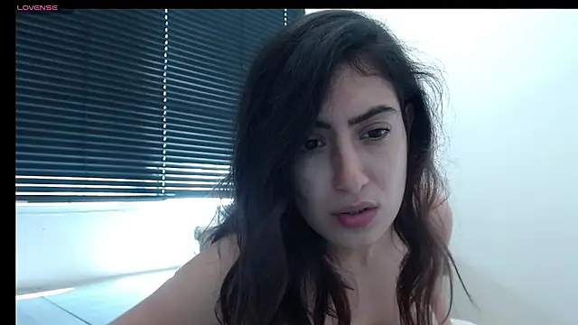 MIYESSI online show from February 2025 07:38:01 PM