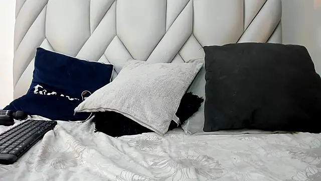 Snapshot of SakuraLee_ chatting on March 2025 04:52:02 PM SakuraLee online show from March 2025 04:52:02 PM