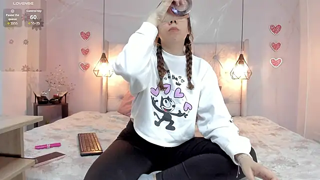Snapshot of SakuraLee_ chatting on March 2026 01:39:01 PM SakuraLee online show from March 2026 01:39:01 PM