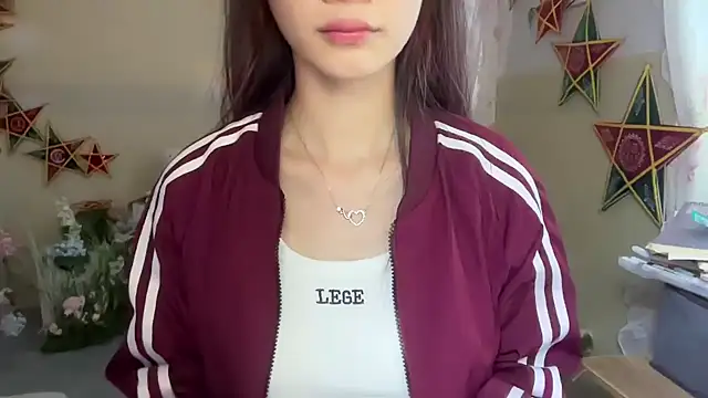 Snapshot of Your-Sunshine chatting on September 2025 07:00:01 AM Your-Sunshine online show from September 2025 07:00:01 AM