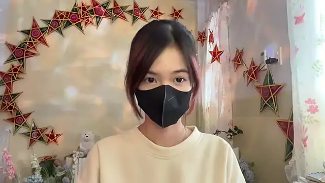 Snapshot of Your-Sunshine chatting on September 2025 06:17:01 AM Your-Sunshine online show from September 2025 06:17:01 AM