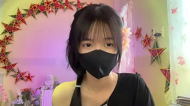 Snapshot of Your-Sunshine chatting on September 2025 06:28:02 AM Your-Sunshine online show from September 2025 06:28:02 AM