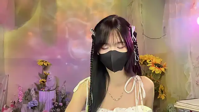 Snapshot of Your-Sunshine chatting on October 2025 04:49:02 PM Your-Sunshine online show from October 2025 04:49:02 PM