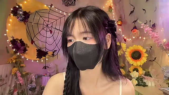 Snapshot of Your-Sunshine chatting on October 2025 03:36:01 PM Your-Sunshine online show from October 2025 03:36:01 PM