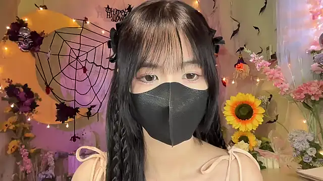 Snapshot of Your-Sunshine chatting on October 2025 04:07:02 PM Your-Sunshine online show from October 2025 04:07:02 PM