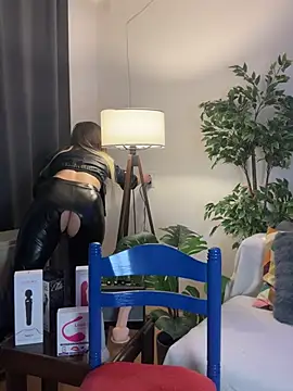 Snapshot of KittyKatyDream chatting on March 2025 06:32:01 PM KittyKatyDream online show from March 2025 06:32:01 PM