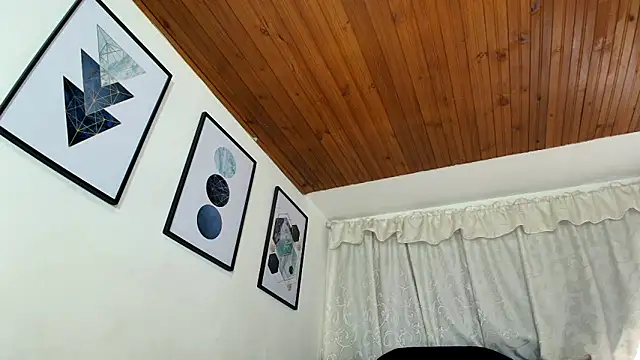 sam her online show from October 2025 09:03:02 PM