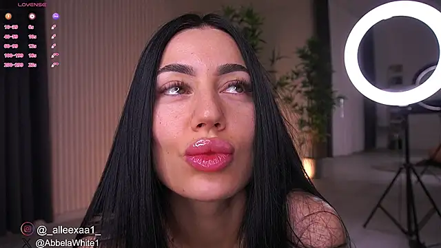 Snapshot of Abbela_White chatting on January 2025 06:38:01 AM Abbela White online show from January 2025 06:38:01 AM