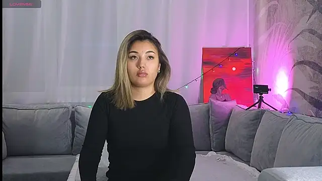 lily  foster online show from January 2025 04:04:01 AM