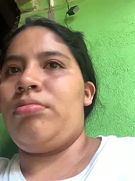 moncerrat luna online show from December 2024 08:23:01 PM