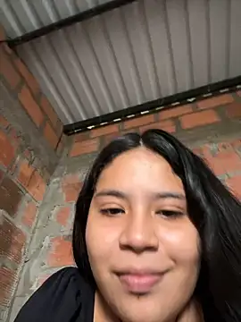 moncerrat luna online show from January 2025 09:30:02 PM