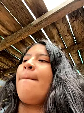 moncerrat luna online show from February 2025 09:14:01 PM