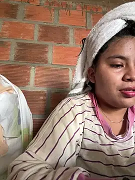 moncerrat luna online show from March 2025 08:38:02 PM