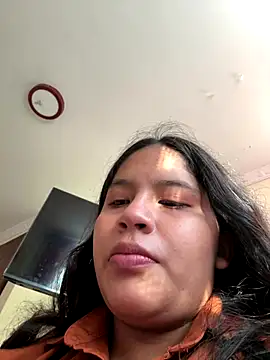 moncerrat luna online show from October 2025 10:21:01 PM