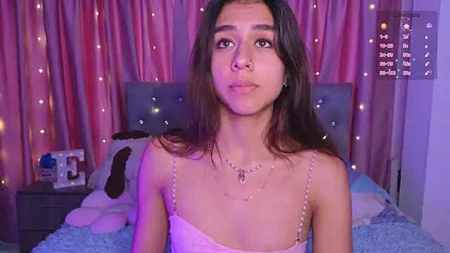 Snapshot of Emiily_Scott1 chatting on September 2025 09:16:01 PM Emiily Scott1 online show from September 2025 09:16:01 PM