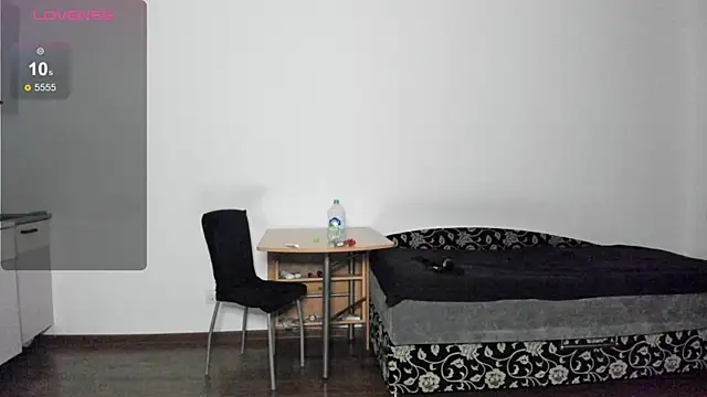 KitsuneRem online show from April 2026 07:34:02 PM