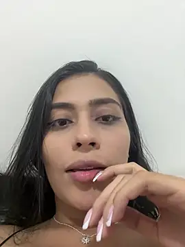 Snapshot of Sophie__Foxxx chatting on December 2024 02:47:02 AM Sophie Foxxx online show from December 2024 02:47:02 AM