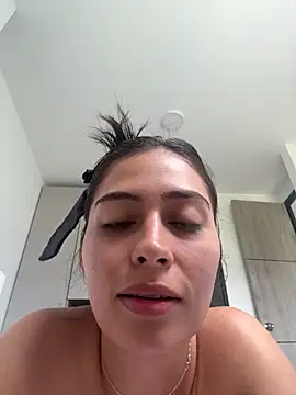 Snapshot of Sophie__Foxxx chatting on January 2025 03:50:01 PM Sophie Foxxx online show from January 2025 03:50:01 PM
