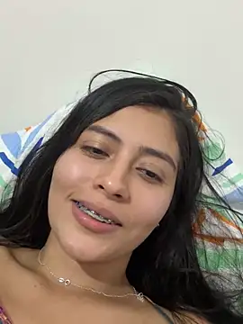 Snapshot of Sophie__Foxxx chatting on January 2025 12:02:01 AM Sophie Foxxx online show from January 2025 12:02:01 AM