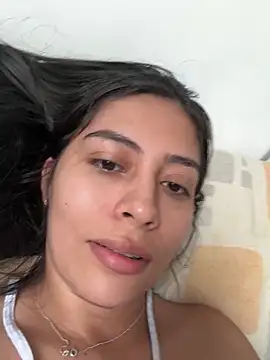Snapshot of Sophie__Foxxx chatting on February 2025 11:57:02 AM Sophie Foxxx online show from February 2025 11:57:02 AM