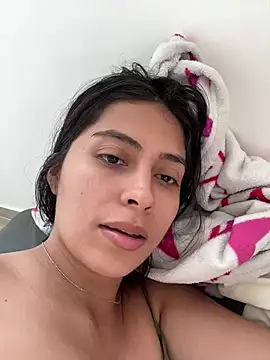 Snapshot of Sophie__Foxxx chatting on March 2025 08:38:02 PM Sophie Foxxx online show from March 2025 08:38:02 PM