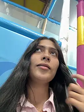 Snapshot of Sophie__Foxxx chatting on September 2025 12:32:01 AM Sophie Foxxx online show from September 2025 12:32:01 AM