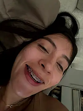 Sophie  Foxxx online show from January 2026 06:43:02 PM