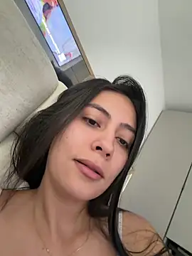 Snapshot of Sophie__Foxxx chatting on February 2026 05:34:01 PM Sophie Foxxx online show from February 2026 05:34:01 PM