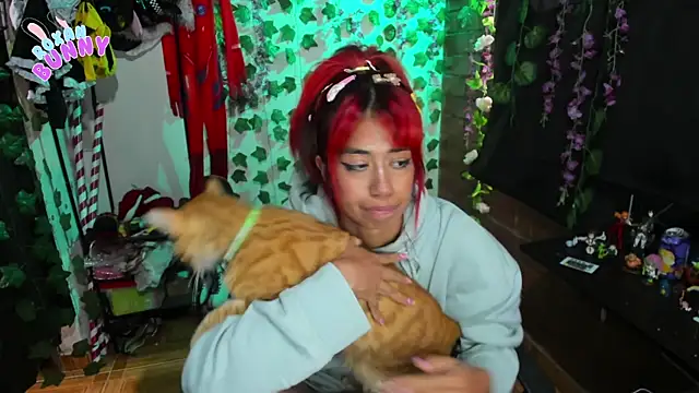 Roxanbunny1 online show from February 2025 12:37:02 PM