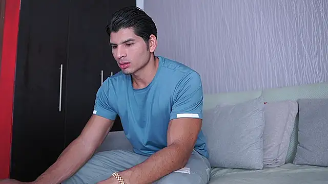 wild col  online show from February 2026 12:15:01 AM