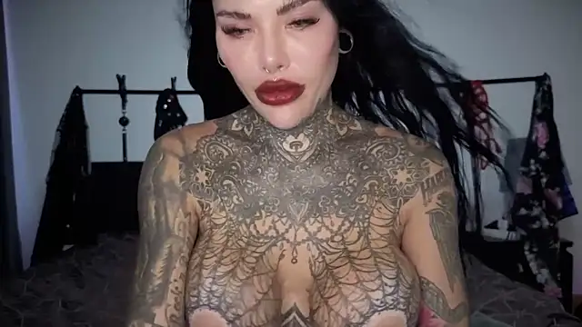 claudiacvc95 online show from March 2026 07:15:01 AM