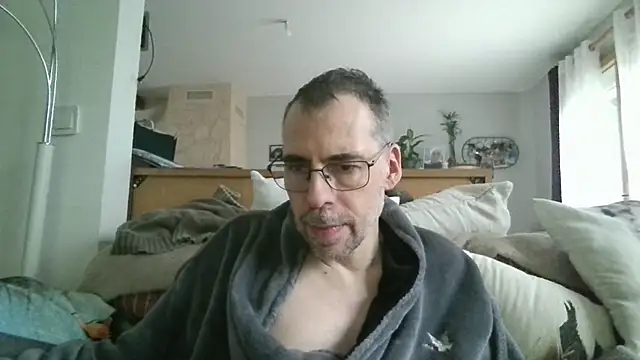 Snapshot of ptitcanard60600 chatting on February 2026 03:54:02 PM ptitcanard60600 online show from February 2026 03:54:02 PM