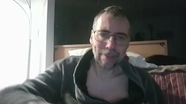 Snapshot of ptitcanard60600 chatting on March 2026 09:48:01 PM ptitcanard60600 online show from March 2026 09:48:01 PM