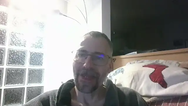 ptitcanard60600 online show from April 2026 11:42:02 PM