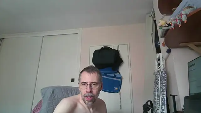 ptitcanard60600 online show from June 2026 11:27:02 AM