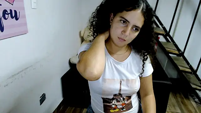 samantha baby  online show from December 2024 11:05:01 PM