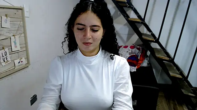 samantha baby  online show from February 2025 12:35:02 AM