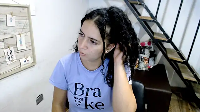 samantha baby  online show from February 2025 11:48:01 PM