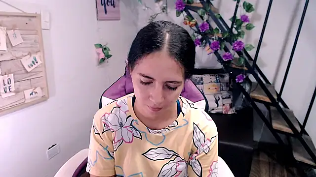 samantha baby  online show from July 2026 07:05:02 PM