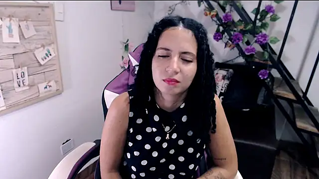 samantha baby  online show from July 2026 08:52:02 PM
