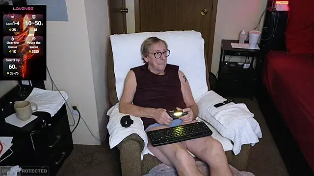 Lusty Kinks online show from December 2024 02:13:01 PM