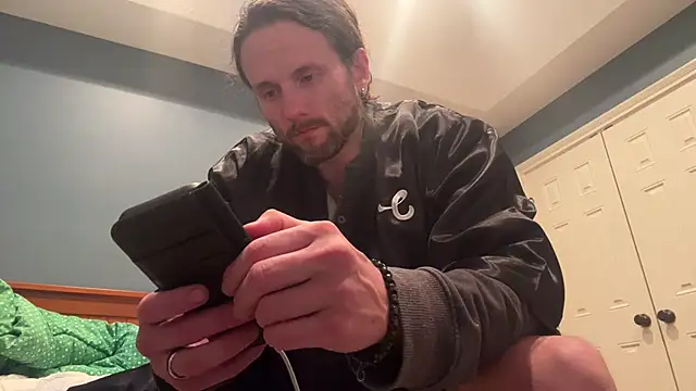 Snapshot of alexmannd chatting on December 2024 01:53:01 AM alexmannd online show from December 2024 01:53:01 AM