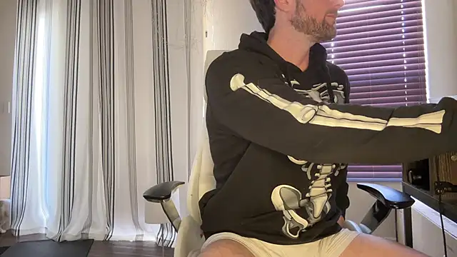 Snapshot of alexmannd chatting on February 2026 08:30:01 PM alexmannd online show from February 2026 08:30:01 PM