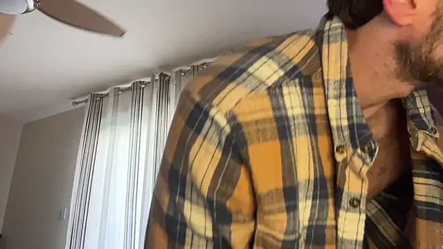 Snapshot of alexmannd chatting on March 2026 10:31:02 PM alexmannd online show from March 2026 10:31:02 PM