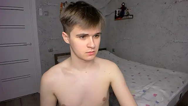 Snapshot of Mark_Bearcub chatting on February 2025 11:04:01 PM Mark Bearcub online show from February 2025 11:04:01 PM