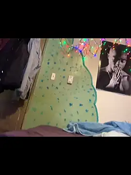 Snapshot of ThICk_JuIcEy chatting on February 2026 06:28:02 AM ThICk JuIcEy online show from February 2026 06:28:02 AM