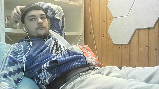 Snapshot of ItalianVinDiesel chatting on December 2024 03:15:01 PM ItalianVinDiesel online show from December 2024 03:15:01 PM