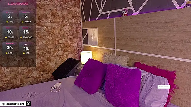 KAROL-SCOTT online show from December 2025 07:55:01 PM